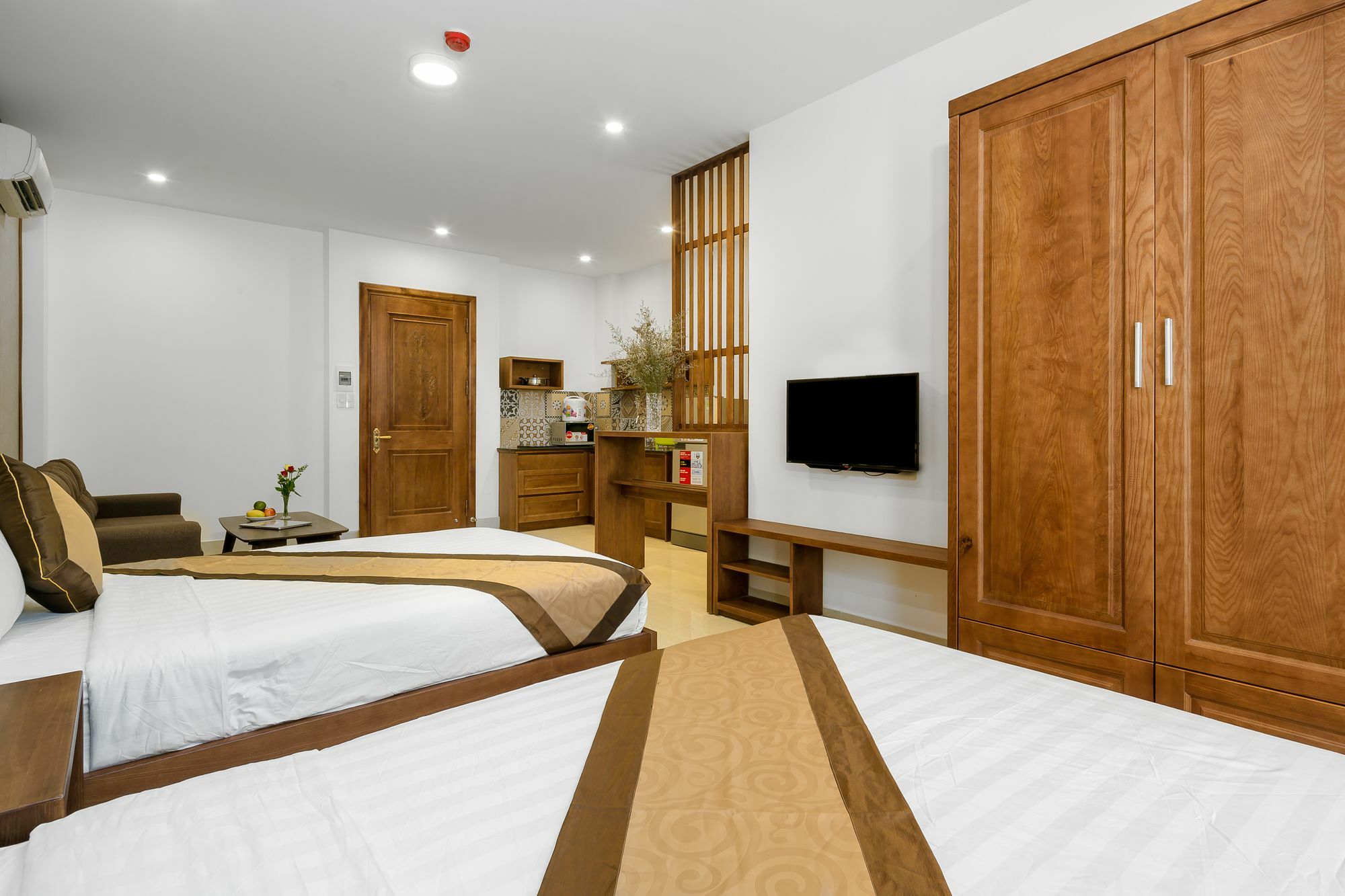 Aris Beach Apartment & Hotel Da Nang Exterior foto